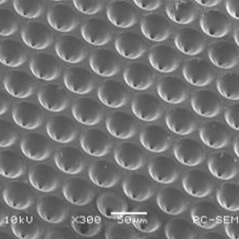Presné laserové mikroviasy